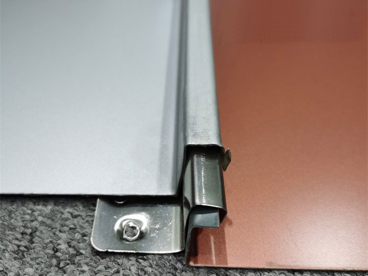 (矮立邊)鎖邊式鋁鎂錳屋面系統(圖1) 6ba96d831dd9379f953e12aacfdeb515.jpg